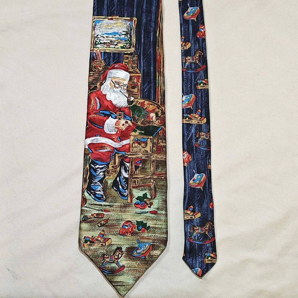 Hallmark Holiday Traditions Santa Classic Handmade All Silk USA Made Tie - 58.5"
